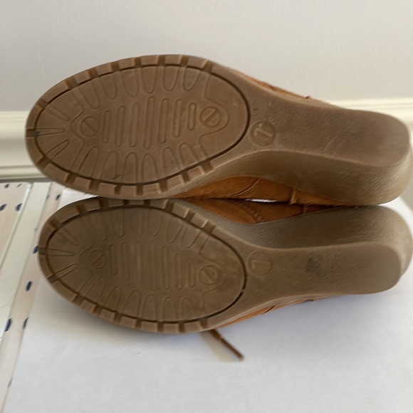 Target Suede Brown Wedge Booties Lace-Up Size 7 - Picture 10 of 11